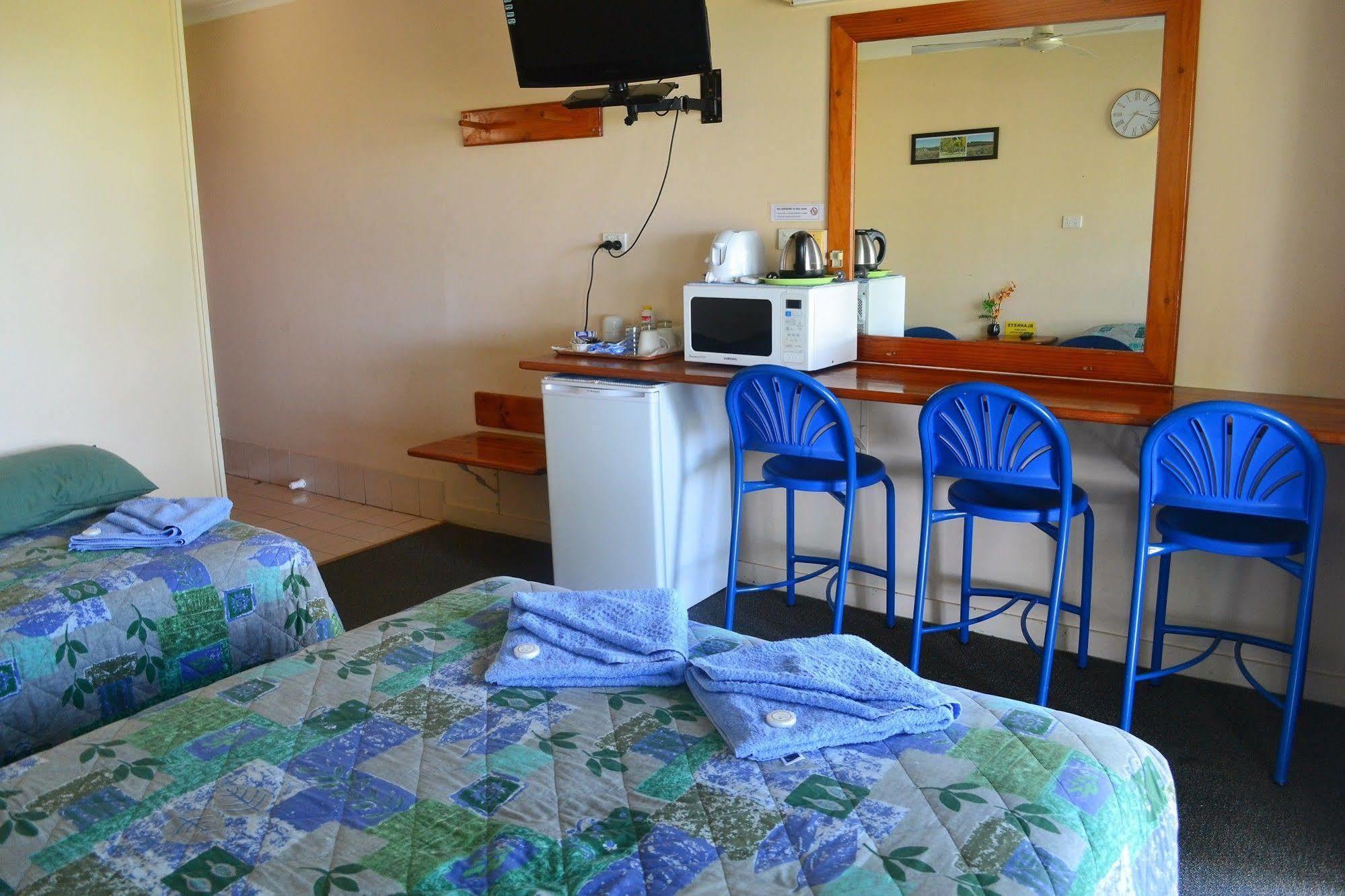 Ocean View Motel Bowen Exterior foto
